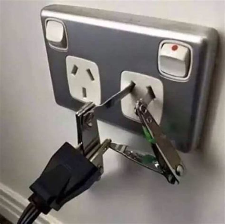 25 Funny Photos That Prove Mankind Is Doomed