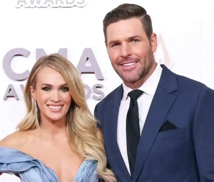 Christopher Russell Wife - Married To His Girlfriend And Father Of Two Kids In 2021!
