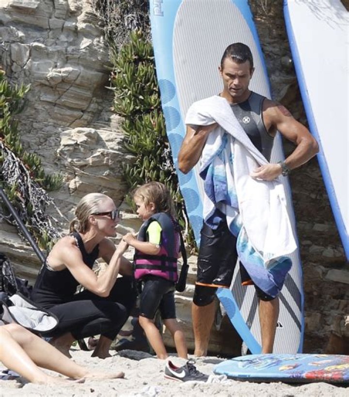 Former Baywatch Actor David Chokachi and Family Enjoy the Beach