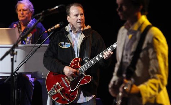 Former Beach Boy Jeffrey Foskett, Dead At 67