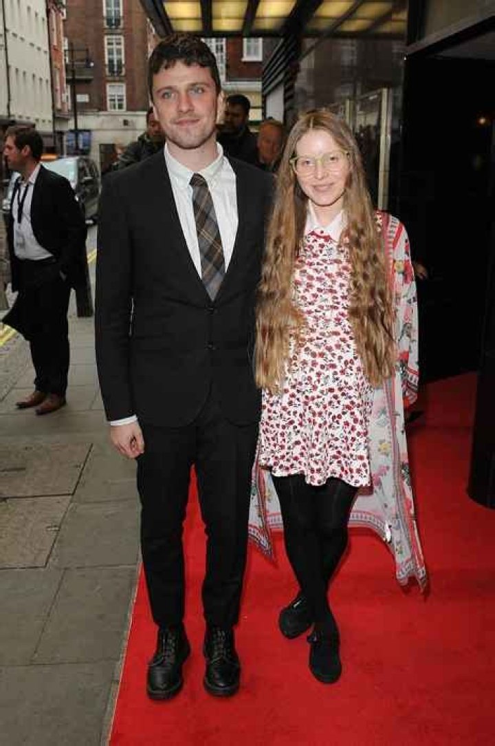 Former Child Star Says Being "Normal-Sized" Cost Her Roles
