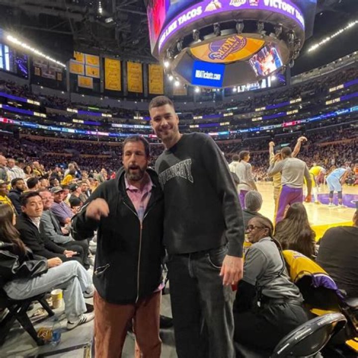 “Hustle” Stars Adam Sandler And Juancho Hernangomez Reunite In LA – Celeb Secrets