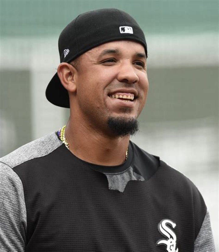 Jose Abreu Biography-MLB player, Salary, Net worth, Contract, Earnings, Married, Relationship, Children, Career, Age, Height, Family