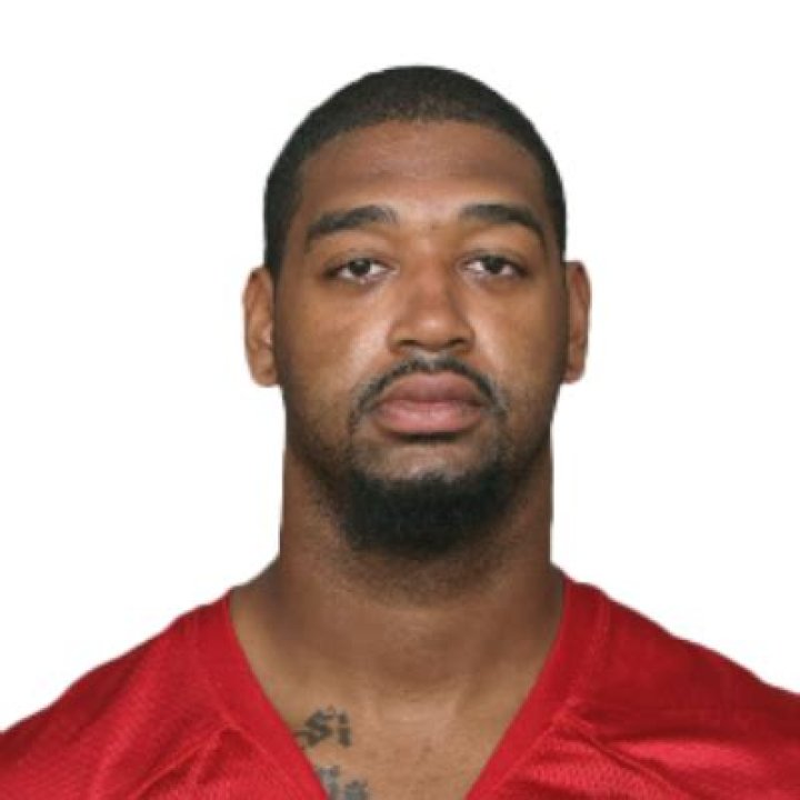 Kentwan Balmer Bio, Age, Height, Weight, Net Worth, Salary, NFL Stats, Married, & Wife