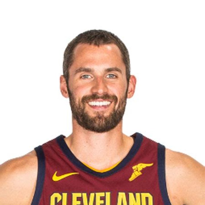 Kevin Love Bio- salary, net worth, married, relationship, career, girlfriend, dating, affair, contract, stats, age, height, family