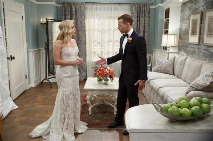 MELISSA JOAN HART, JOEY LAWRENCE – Celeb Secrets