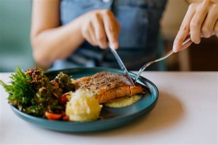 New Easier "Anti-Diet" Has People Losing 2 Inches of Waist in 18 Weeks