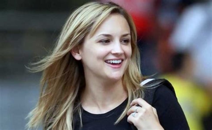 Phoebe Adele Gates Education, Age, Net Worth, Wiki.