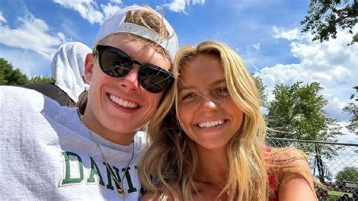 Sadie Crowell’s Boyfriend In 2 Meet Charlie Finch, Aka Charlieonna Friday!