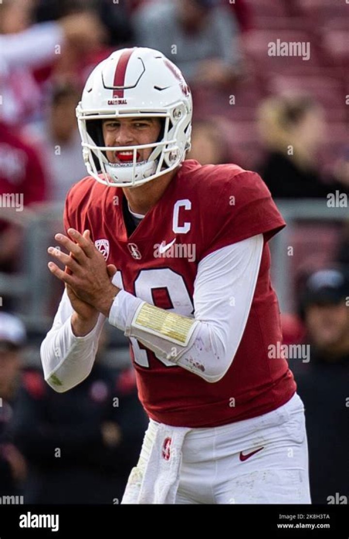 Stanford Cardinals Quarterback Tanner McKee's Bio, Parents, Birthdate, Siblings, Career, Stats, Girlfriend, Relationship, Net Worth, Salary, Contract