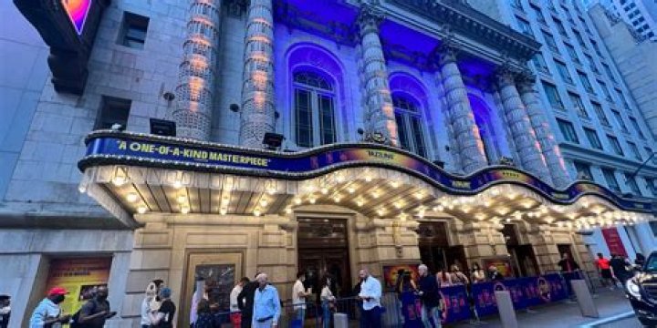These Iconic Movie Theaters Are Closing Down for Good