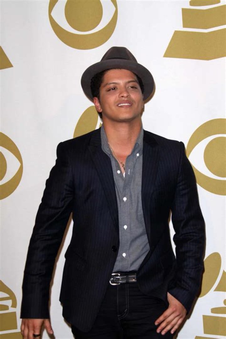 What Cologne Does Bruno Mars Wear?