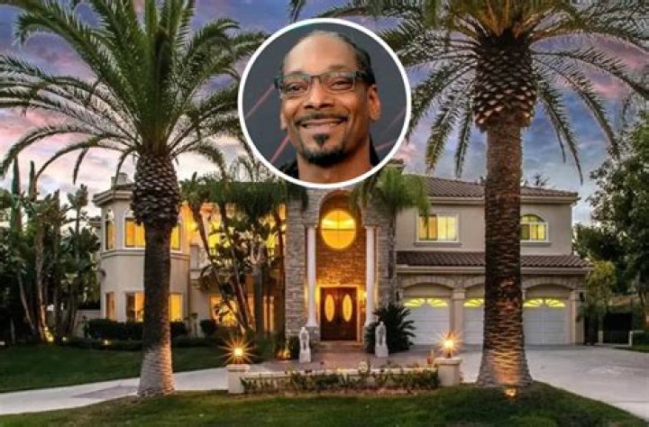 Where Does Snoop Dogg Live?