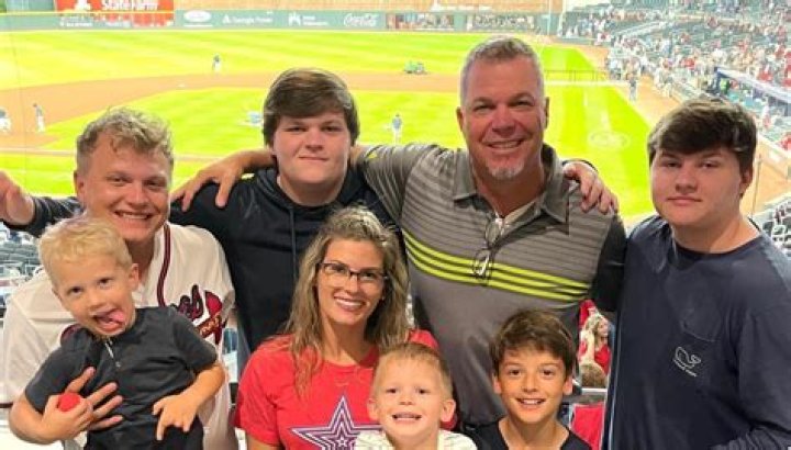 Who is Chipper Jones Wife? Their Children, Family, & his Wiki-Bio